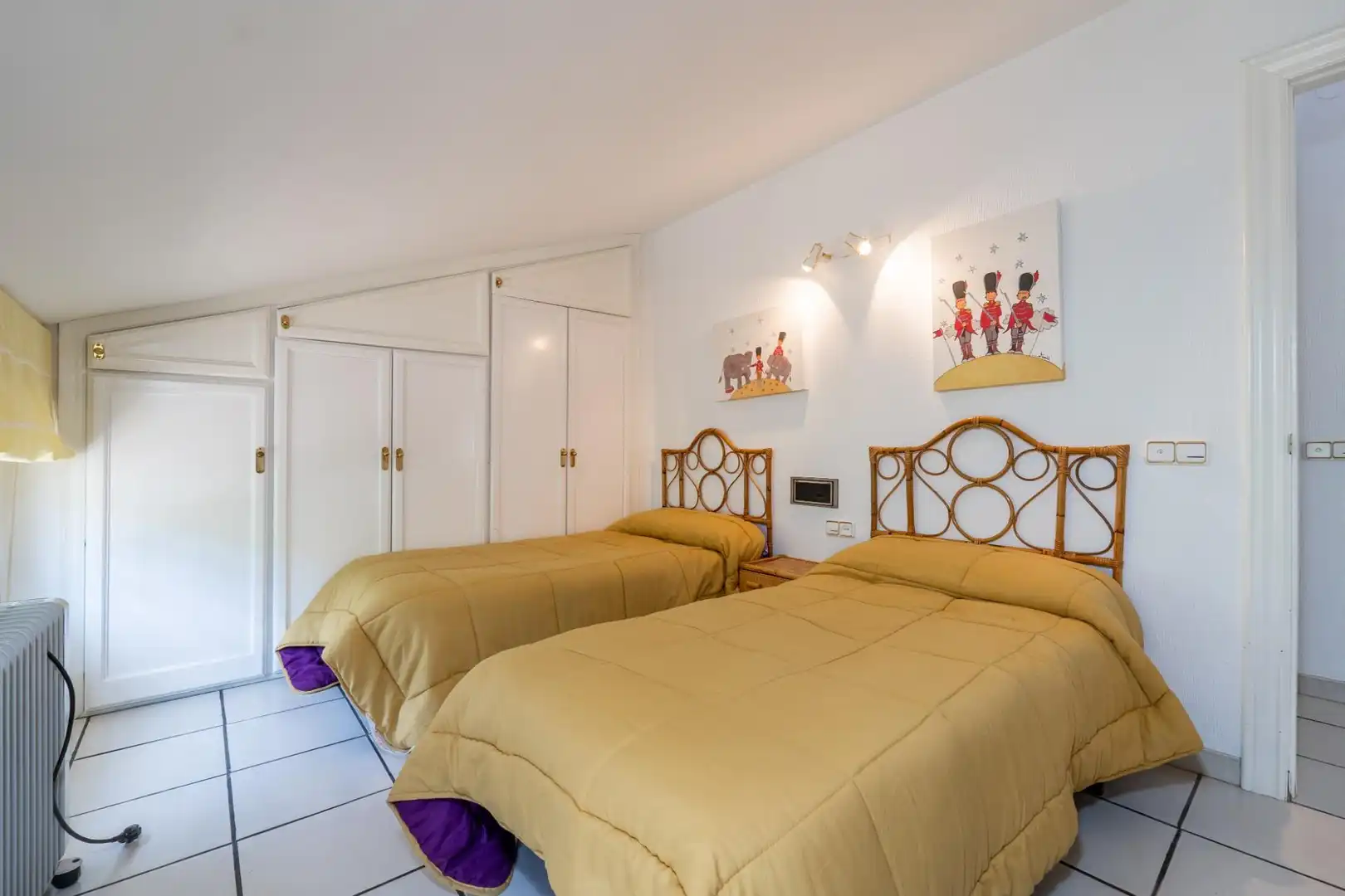 Habitación de Casa o chalet en venta en Valdepeñas de Jaén con Aire acondicionado, Calefacción y Jardín privado