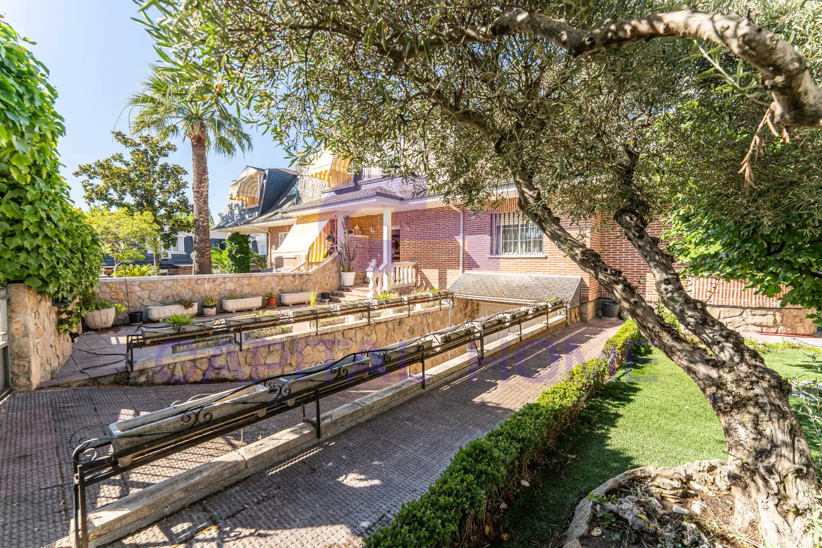 Doppelhaushälfte mit Garten zum Verkauf in Calle del Roble, imagen 66