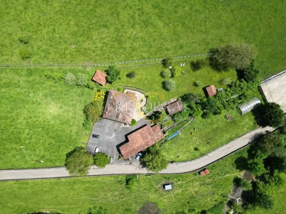 Exterior view of Buildings for sale in Cangas de Onís