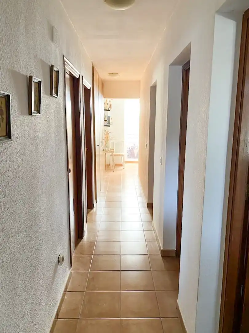 Haus oder Chalet zum Verkauf in Elche / Elx mit Terrasse, Abstellraum und Schwimmbad