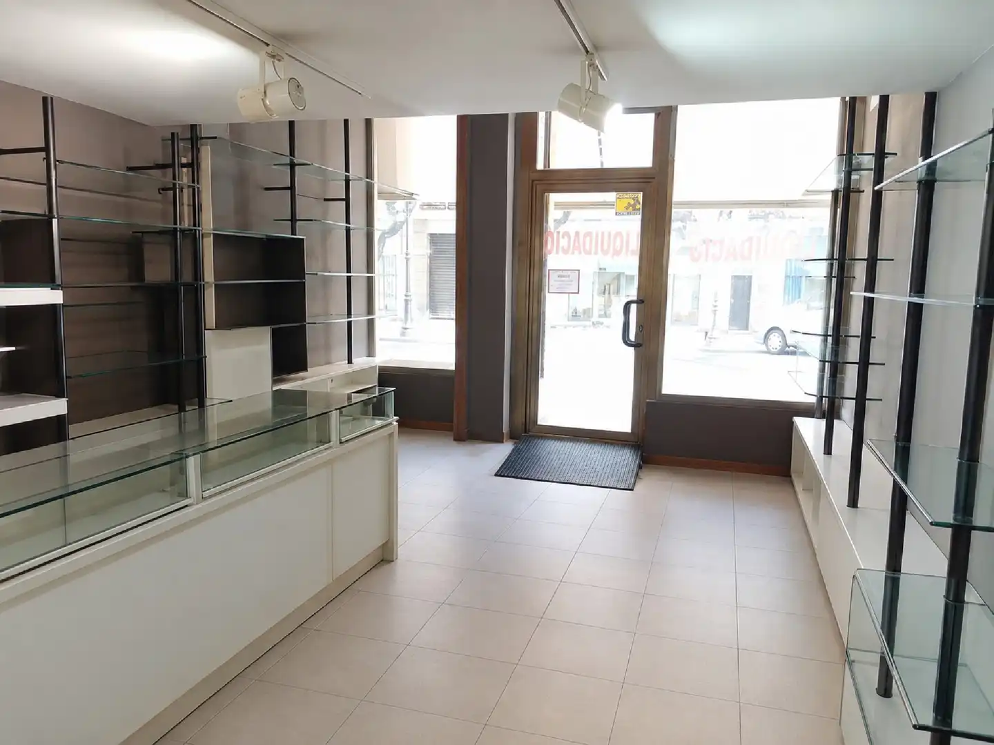 Local comercial en venda a Caldes de Montbui, imagen 3