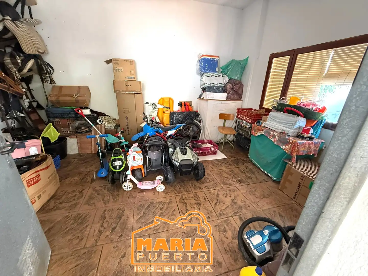 Wohnung zum Verkauf in Málaga mit Klimaanlage und Terrasse