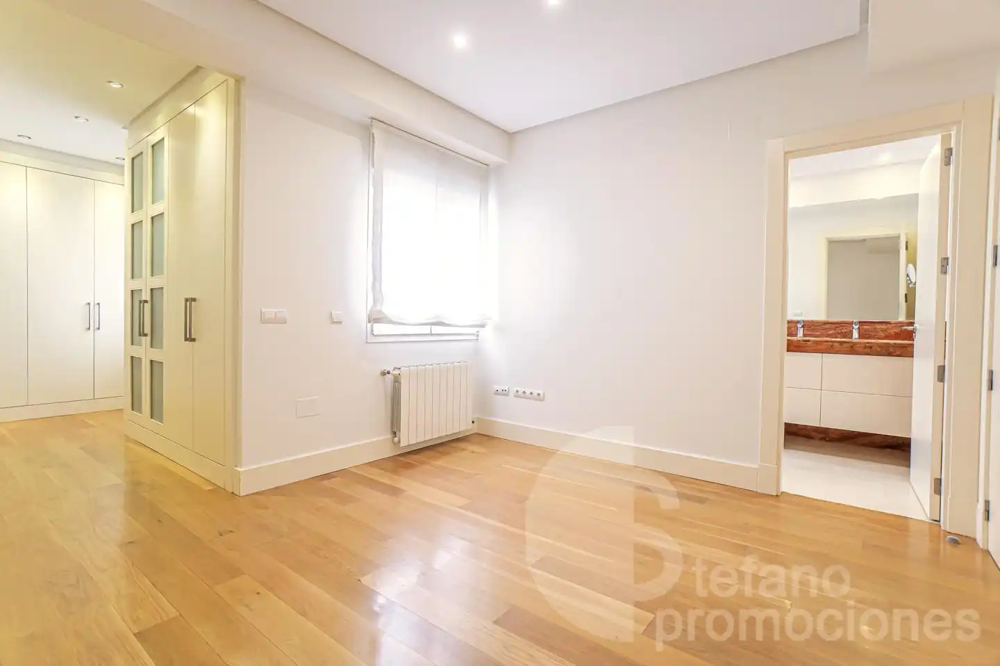 Habitación de Ático de alquiler en Málaga con Aire acondicionado, Calefacción y Parquet