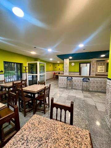 Local comercial en Venta en Calle de Joaquín Velasco Martín, 116 en Huerta del Rey