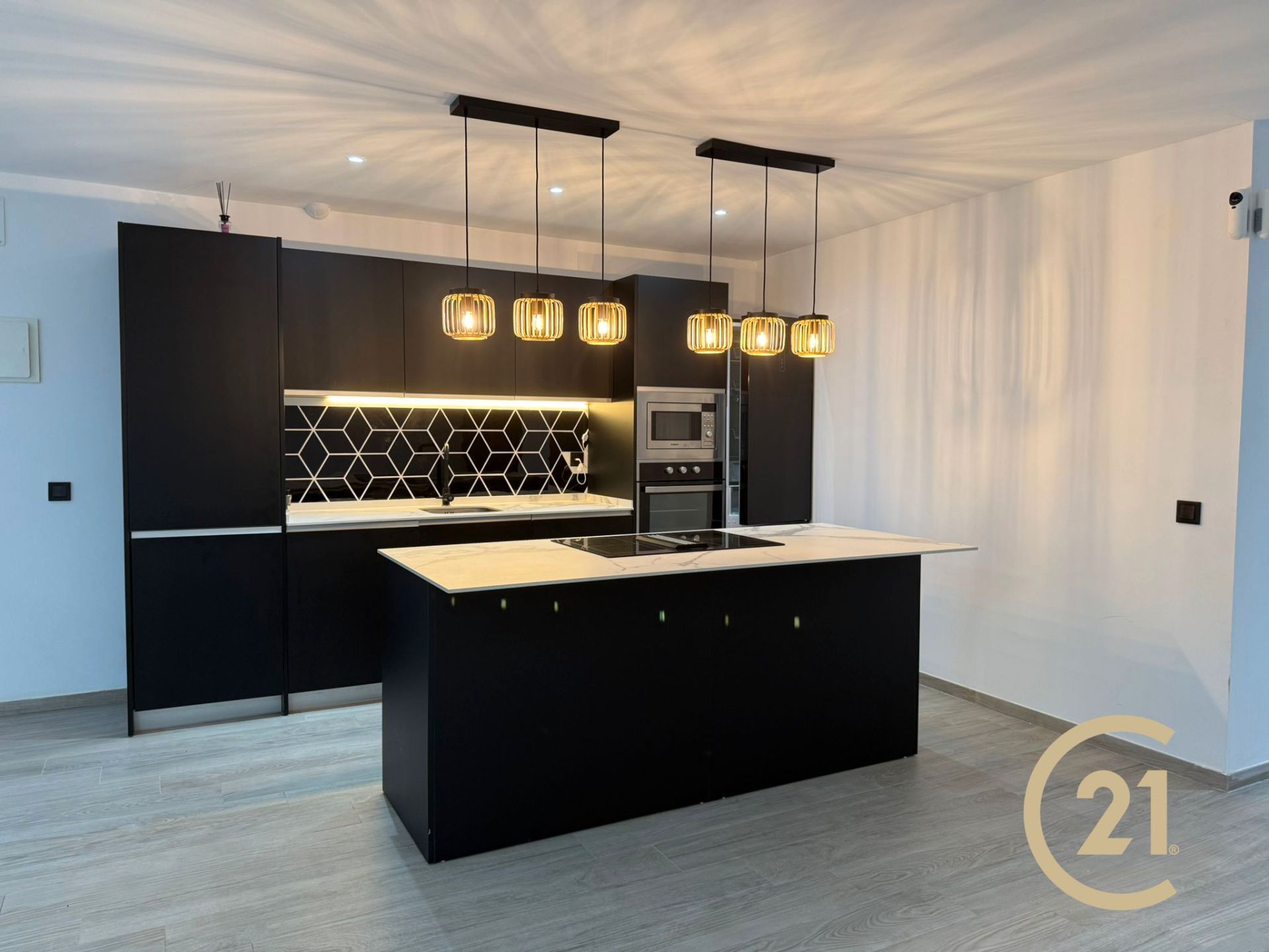 Kitchen of Apartment for sale in Estepona  with Air Conditioner, Oven and Washing machine