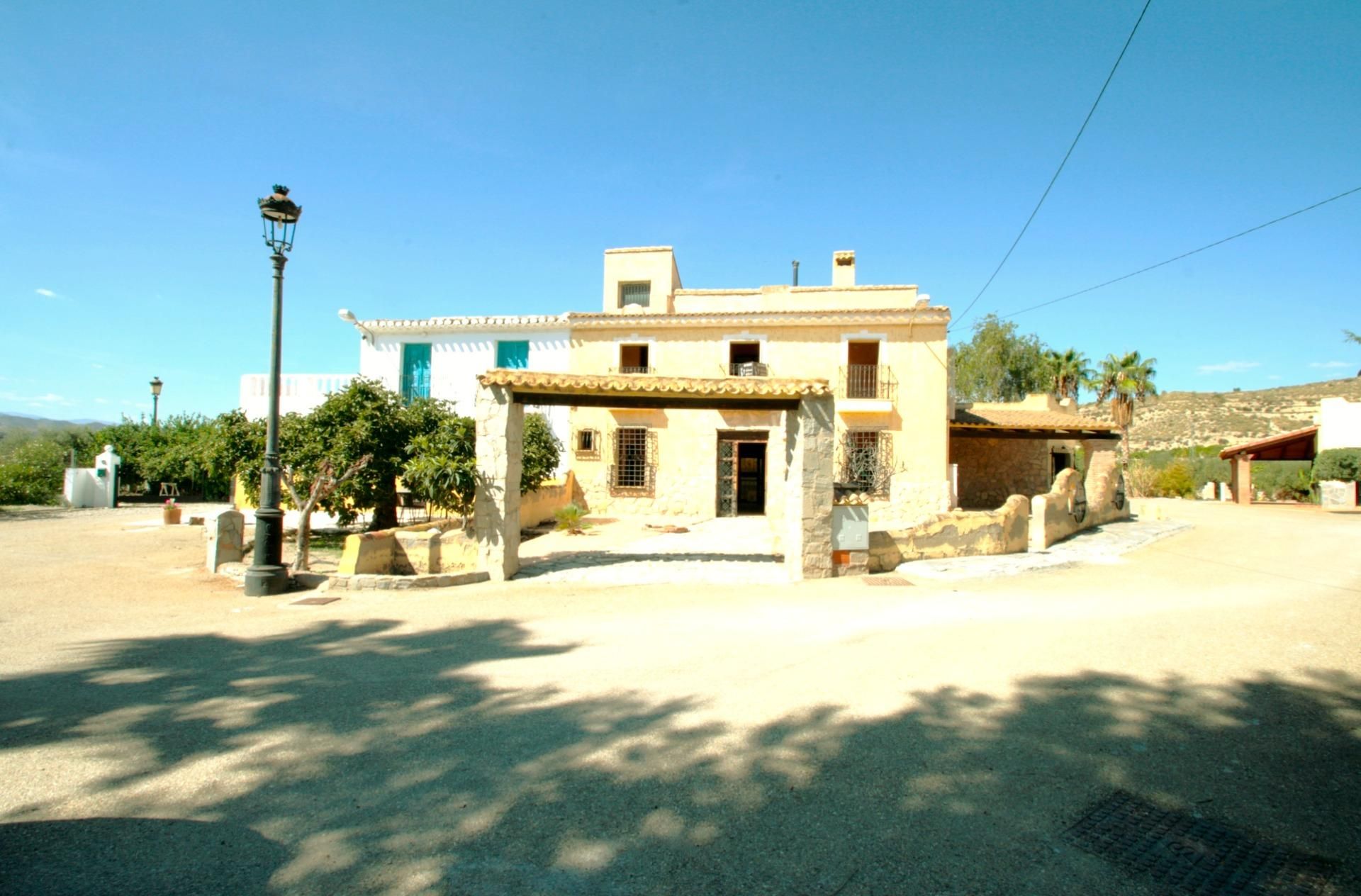 Exterior view of House or chalet for sale in  Madrid Capital  with Private garden, Terrace and Swimming Pool