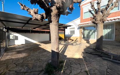 Jardí de Casa adosada en venda en Viladecavalls amb Aire condicionat, Calefacció i Jardí privat