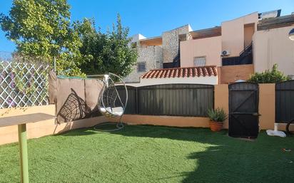 Jardí de Casa adosada en venda en El Puerto de Santa María amb Aire condicionat, Calefacció i Terrassa
