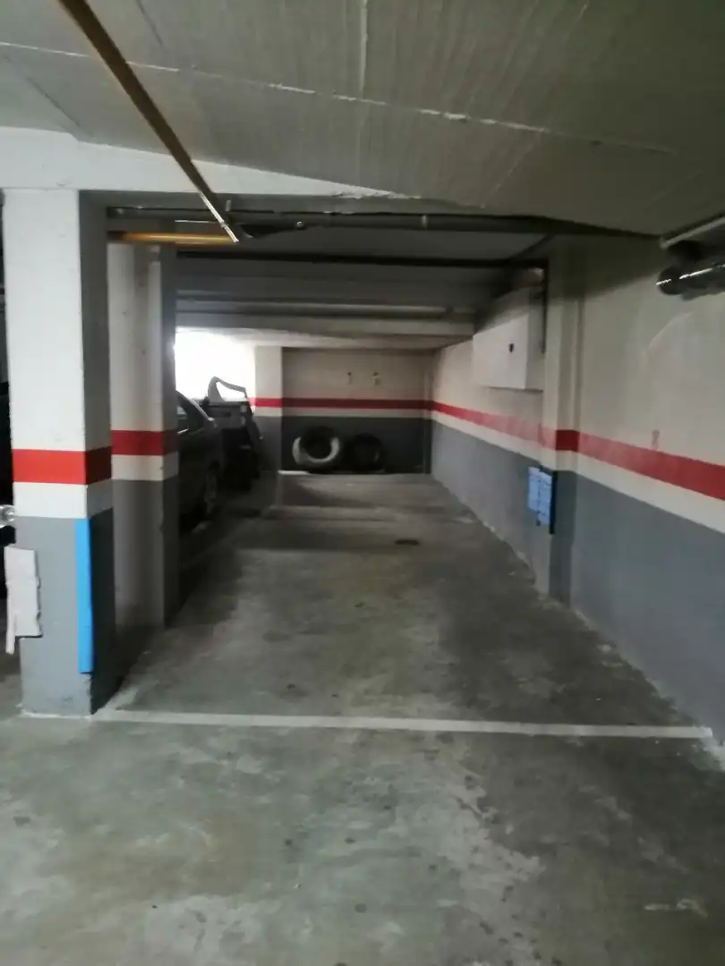 Double with lift for sale in Calle Calixto y Melibea 8, imagen 2