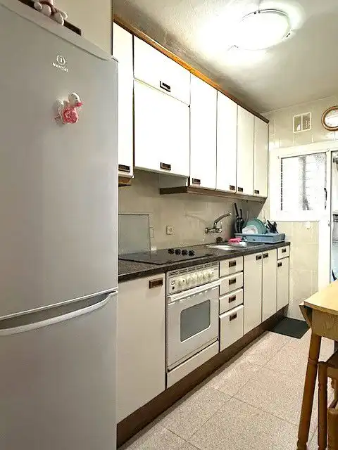 Küche von Wohnung zum Verkauf in Sant Boi de Llobregat mit Klimaanlage, Heizung und Parkett
