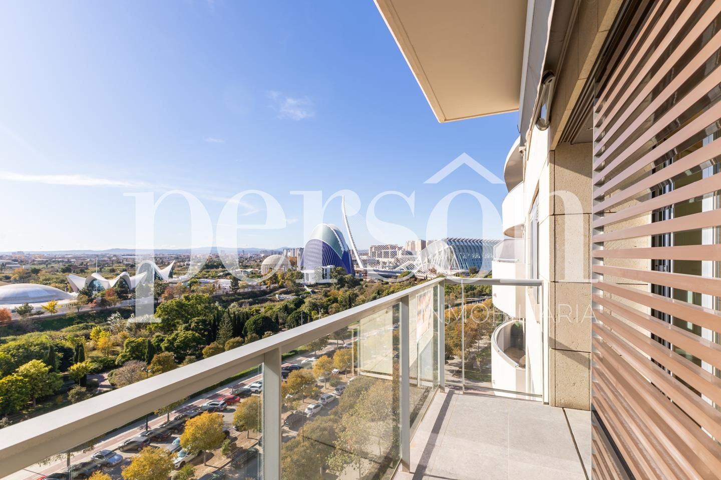 Terrassa de Pis de lloguer en  Valencia Capital amb Aire condicionat, Calefacció i Terrassa