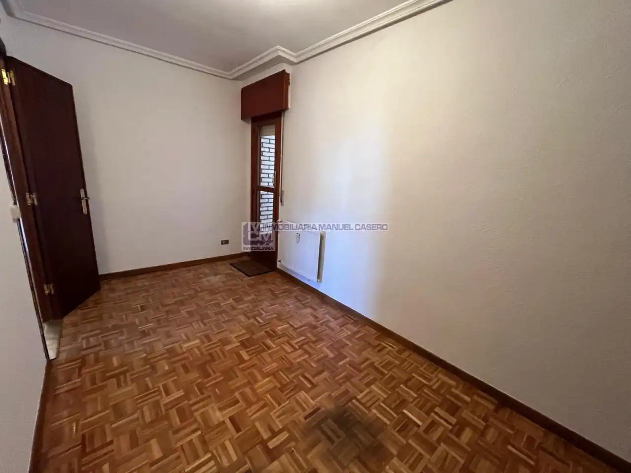 Flat for rent in Cáceres  with Air Conditioner, Heating and Parquet flooring