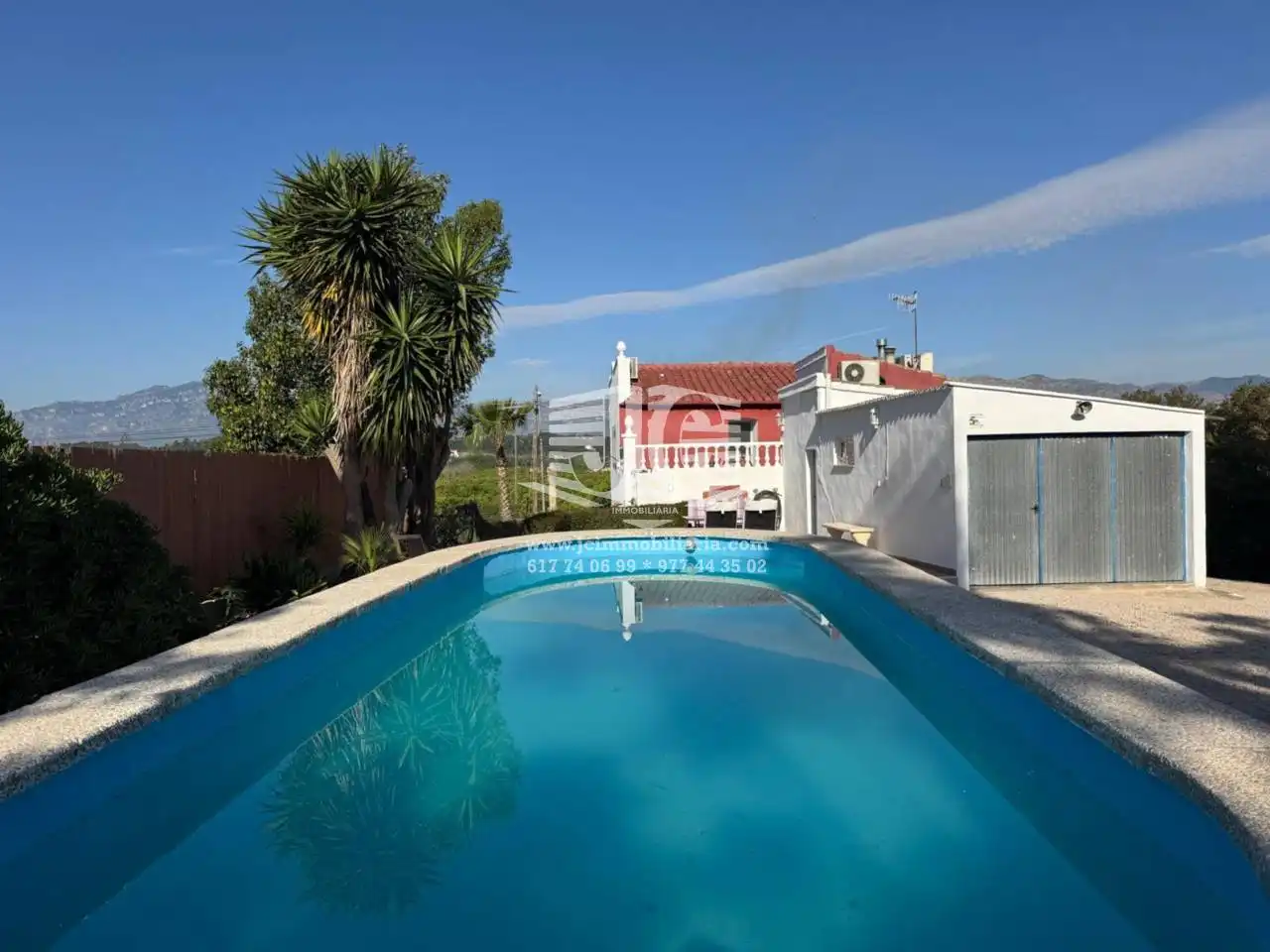 Piscina de Casa o xalet en venda en Tortosa amb Aire condicionat, Jardí privat i Parquet