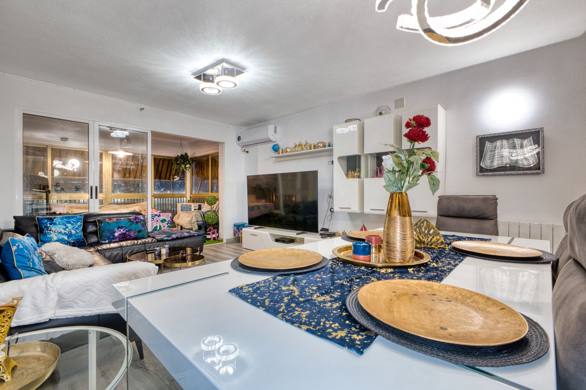 Comedor de Piso en venta en Alicante / Alacant con Aire acondicionado, Calefacción y Jardín privado