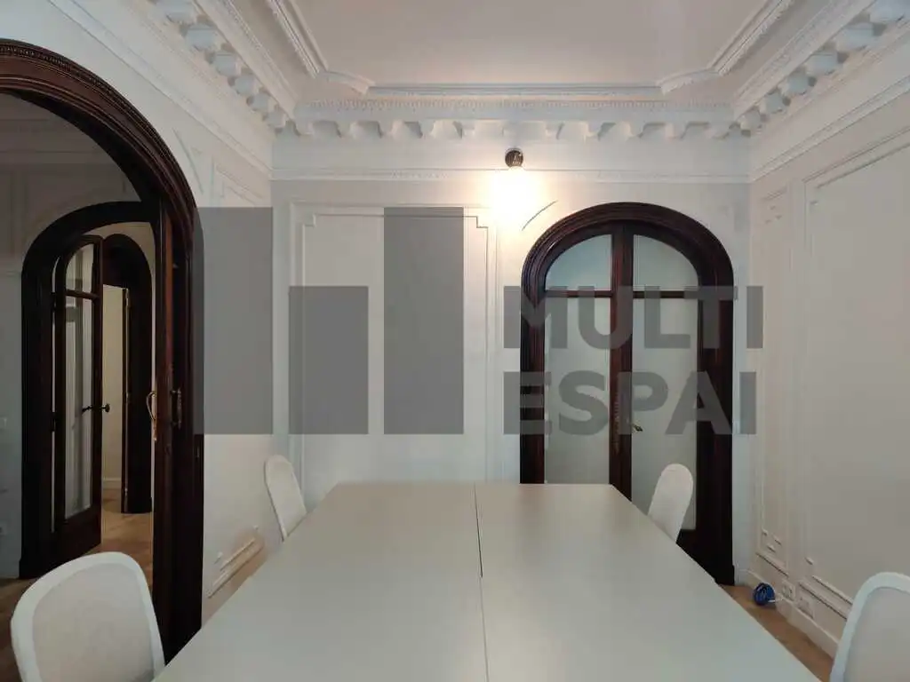 Office space with lift to rent in Carrer de Balmes, imagen 13