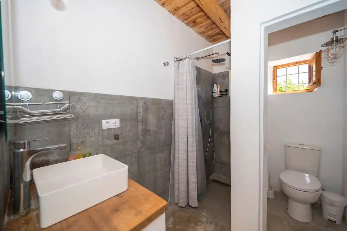 Baño de Casa o chalet de alquiler en Sant Josep de sa Talaia con Aire acondicionado, Calefacción y Jardín privado