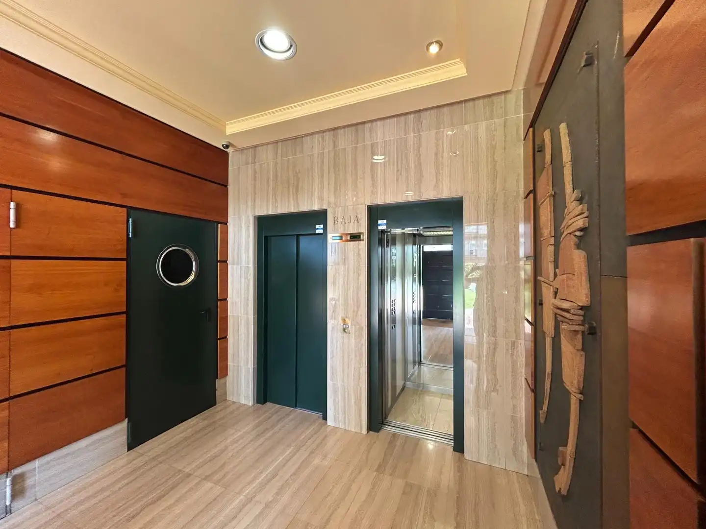 Dúplex en venda en A Coruña Capital  amb Aire condicionat, Calefacció i Piscina comunitària