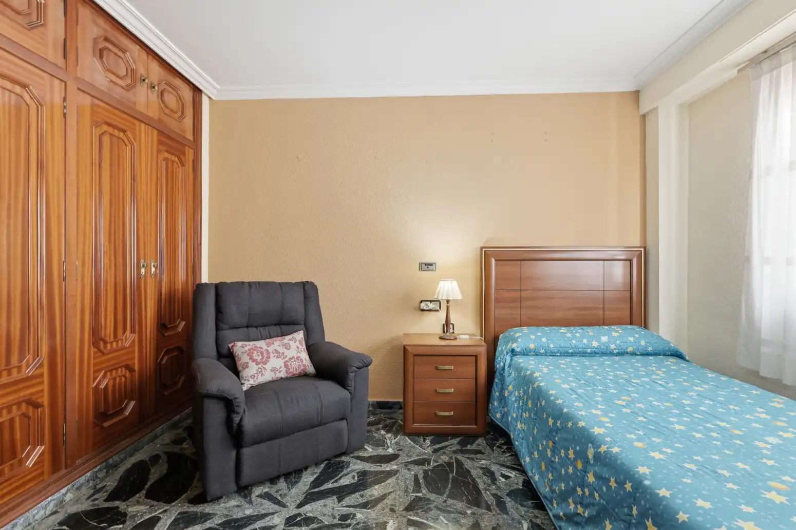 Habitación de Casa o chalet en venta en Alaquàs con Aire acondicionado, Terraza y Trastero