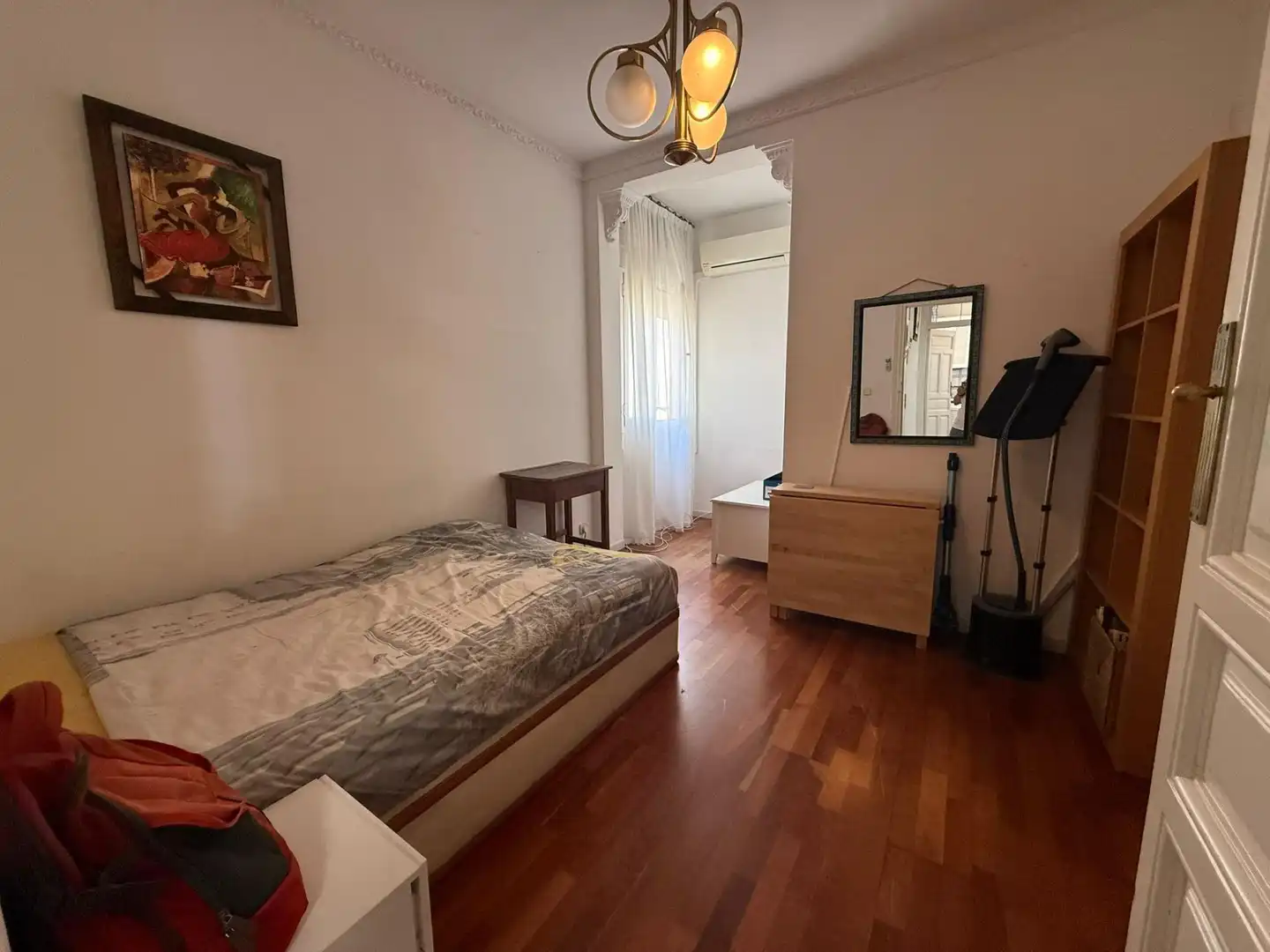 Habitación de Piso de alquiler en Madrid con Aire acondicionado y Amueblado