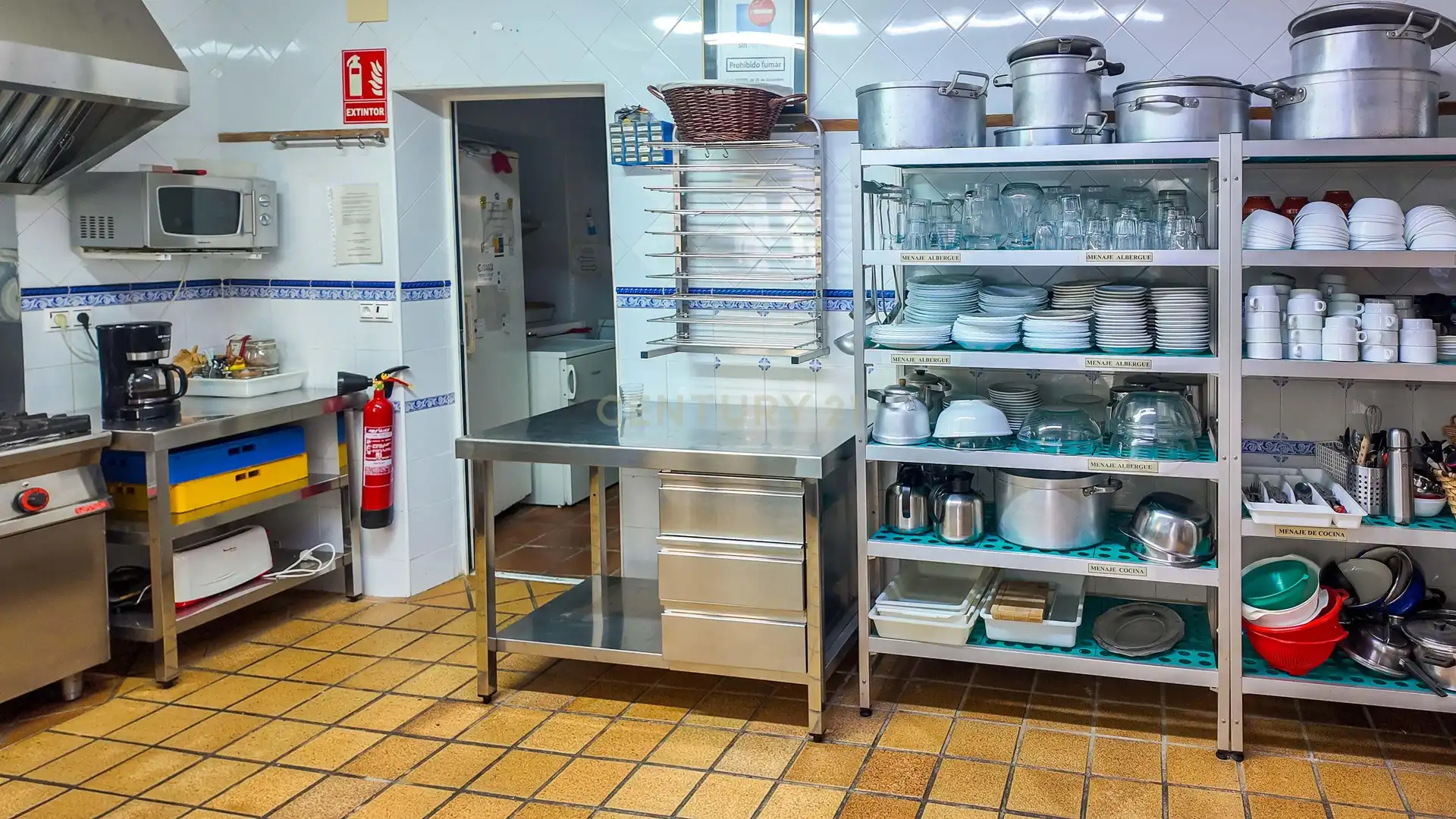 Cocina de Edificio en venta en Torrejón el Rubio, Cáceres