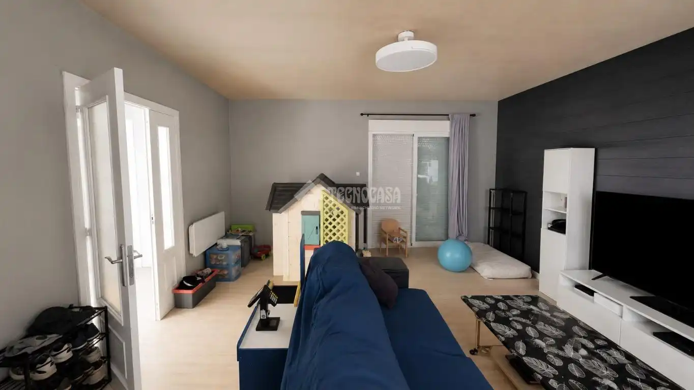 Living room of Detached homes for sale in Seseña  with Balcony
