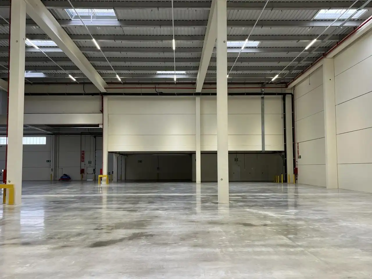 Industrial buildings for rent in Òdena  with Heating