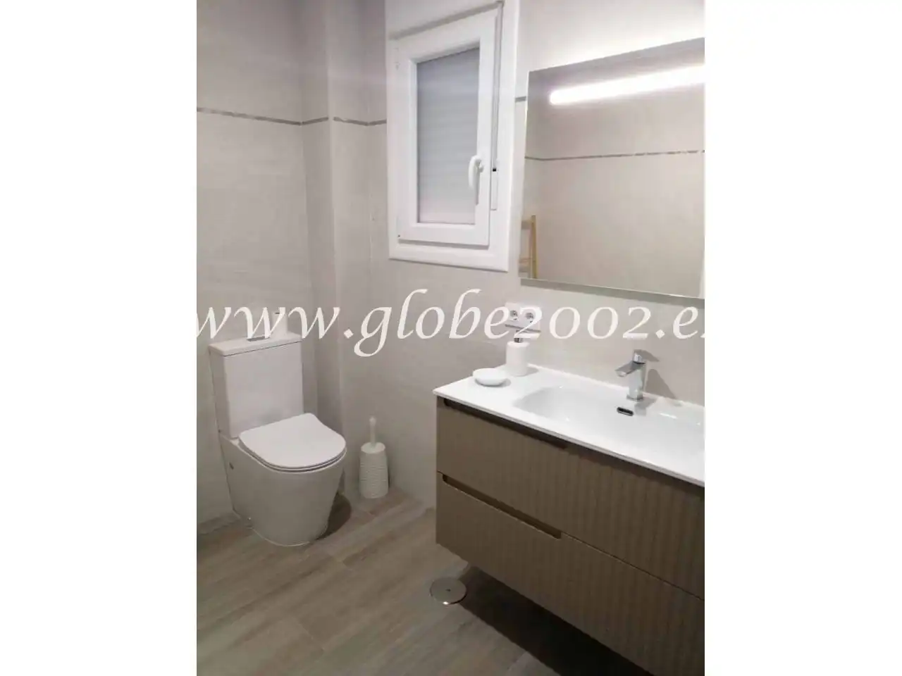 Flat to rent in Núcleo urbano, imagen 10