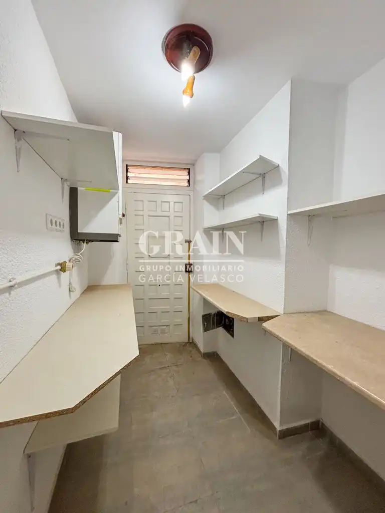 Cocina de Local de alquiler en Chinchilla de Monte-Aragón