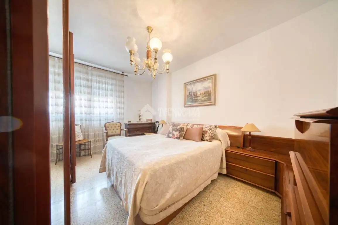 Habitación de Piso en venta en Valladolid con Calefacción