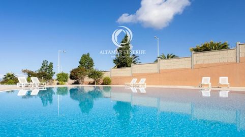 Foto 2 de Apartamento en venta en Calle Lisboa, Playa Fañabé Alto, Adeje