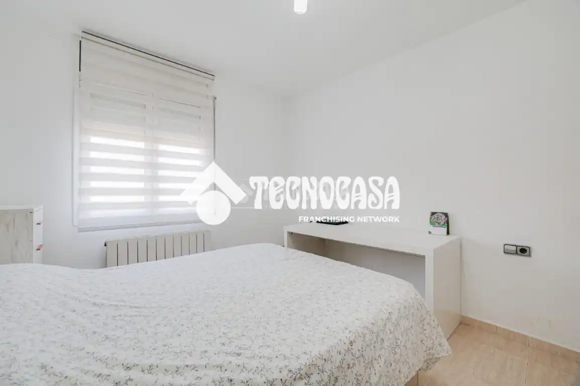 Habitación de Piso en venta en Sant Adrià de Besòs con Aire acondicionado, Calefacción y Balcón