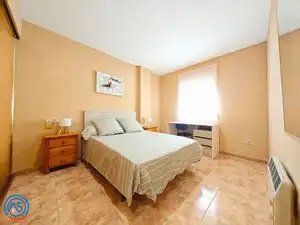 Bedroom of Flat for rent in Zaragoza  with Air Conditioner, Heating and Terrace