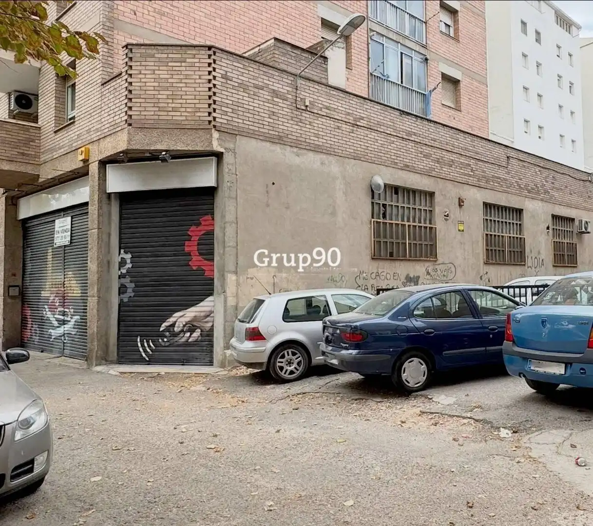Aparcament de Local en venda en Lleida