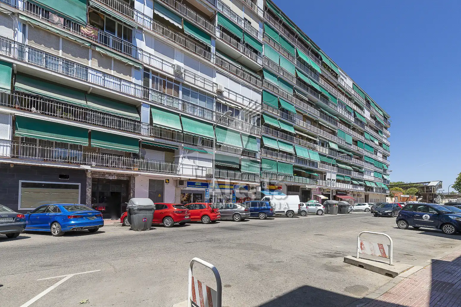 Vista exterior de Piso en venta en Alcalá de Henares con Aire acondicionado, Calefacción y Terraza