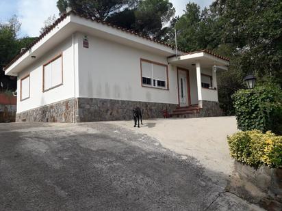 Vista exterior de Casa o xalet en venda en Sant Celoni amb Aire condicionat