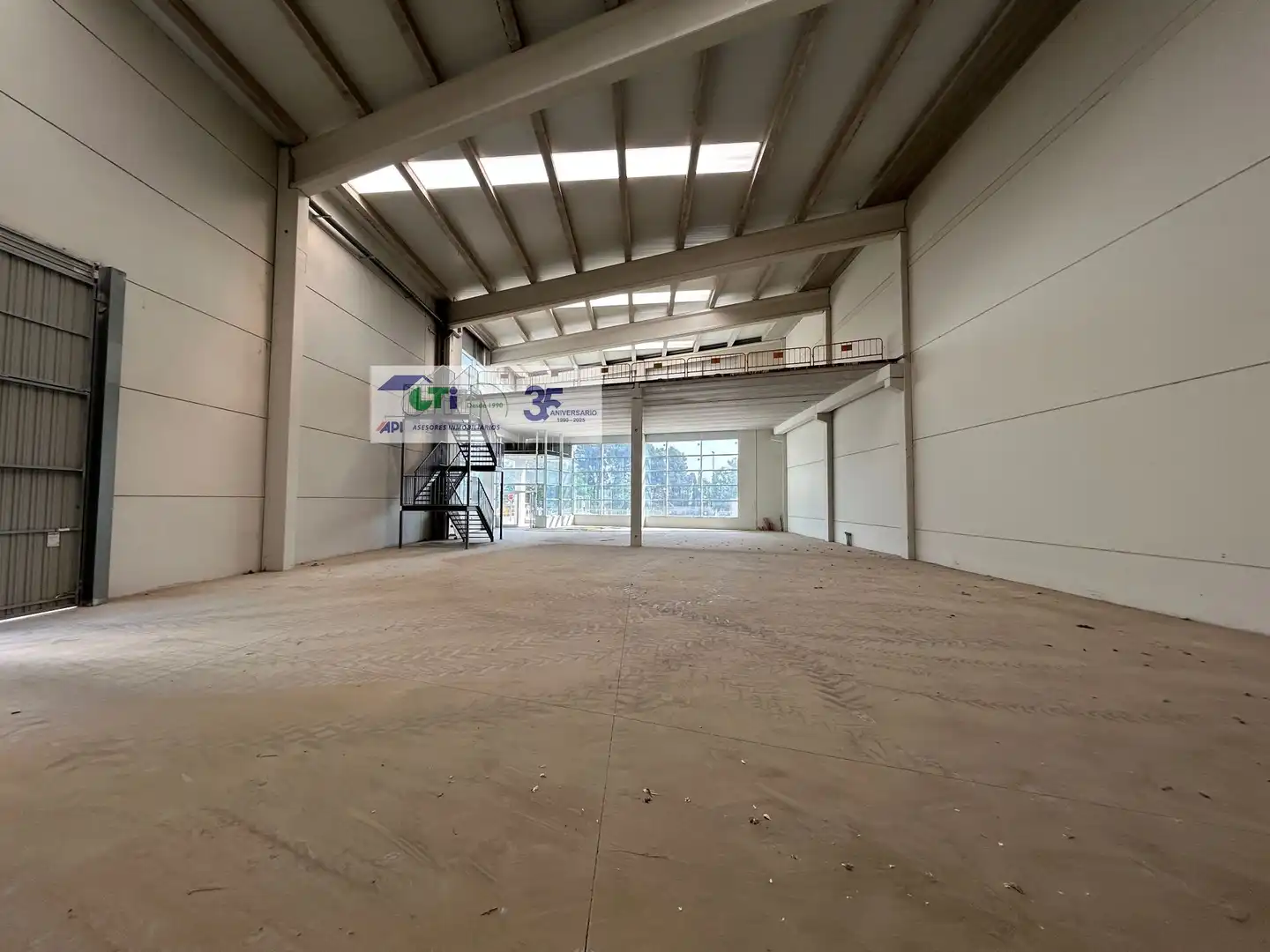Nave industrial en venta en PARQUE EMPRESARIAL MIRAFLORES, imagen 6