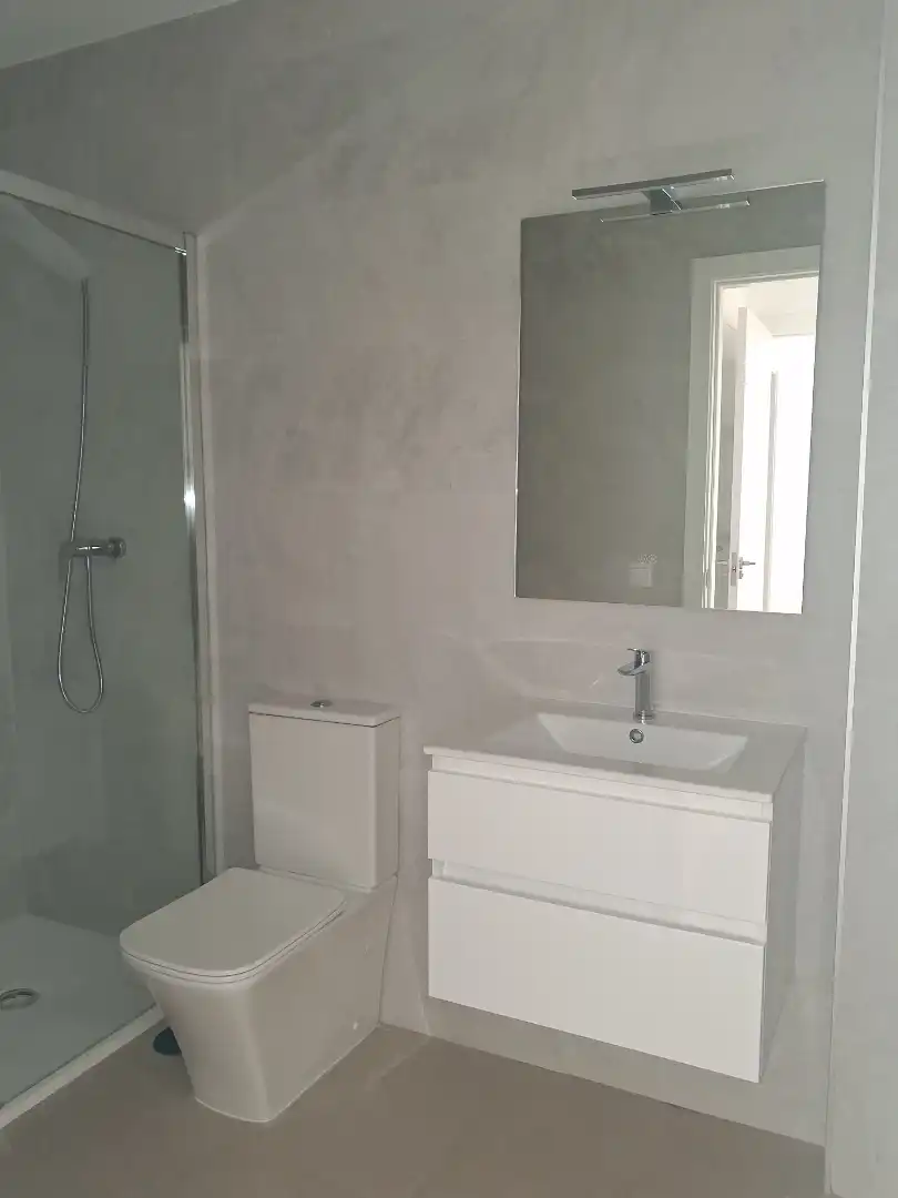 Bathroom of Attic for sale in Sevilla  with Air Conditioner, Heating and Parquet flooring