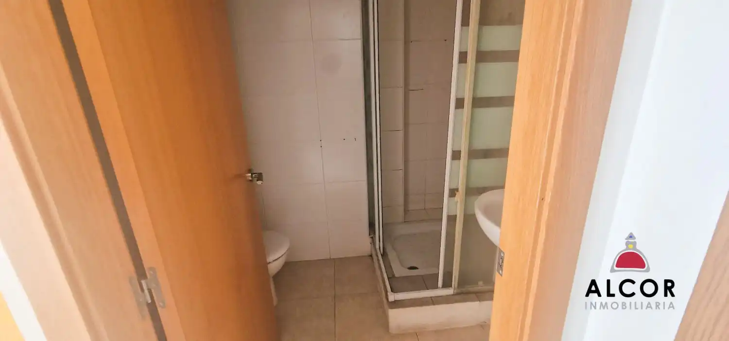 Baño de Piso en venta en Benicarló con Terraza y Balcón