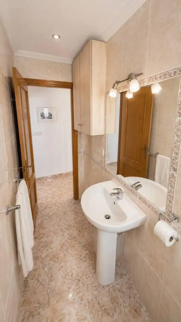 Baño de Apartamento en venta en Orihuela con Jardín privado, Amueblado y Balcón