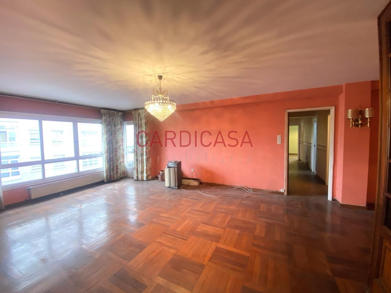 Pis en venda en Vigo  amb Calefacció, Parquet i Terrassa