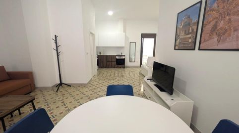 Foto 2 de Planta baja de alquiler en Centro, Elche / Elx