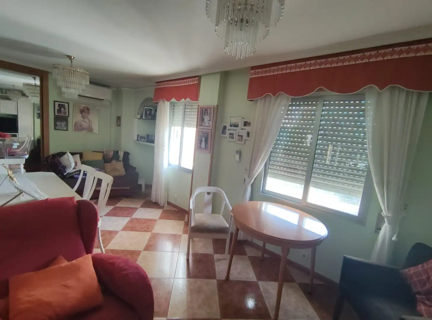 Sala d'estar de Pis en venda en Torrejón de Ardoz amb Aire condicionat, Calefacció i Piscina comunitària