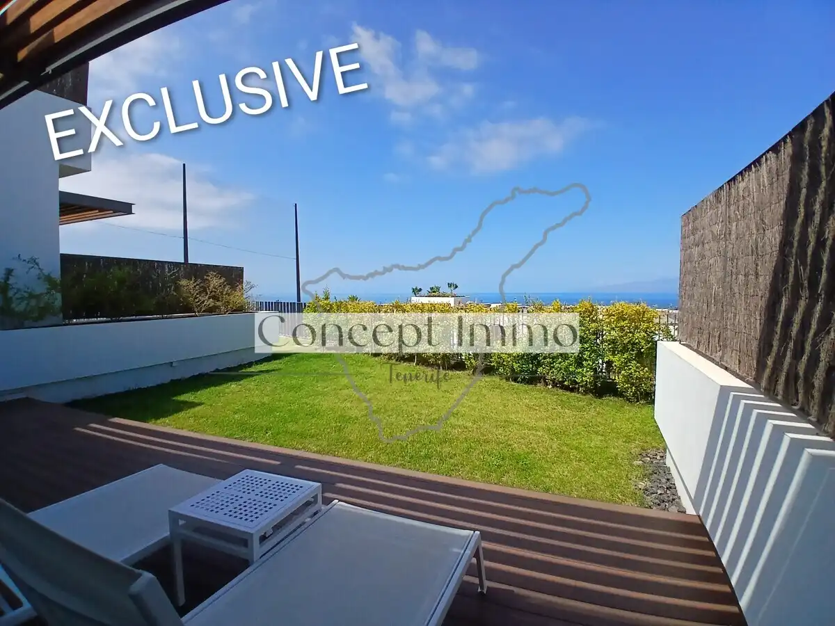 Terrace of Ground floor for sale in Guía de Isora  with Air Conditioner, Private garden and Terrace