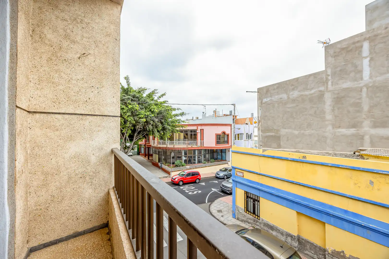 Vista exterior de Piso en venta en Telde con Terraza, Trastero y Balcón