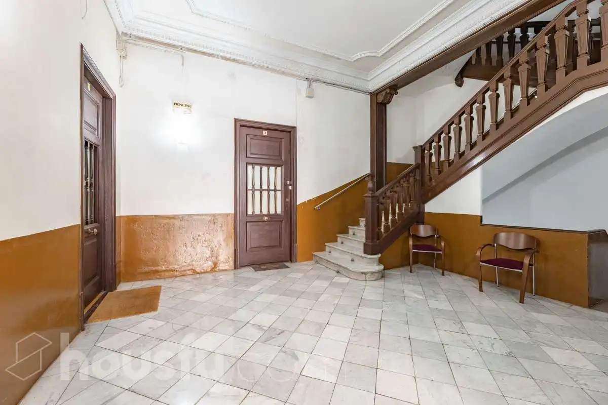Piso en venta en Barcelona con Amueblado