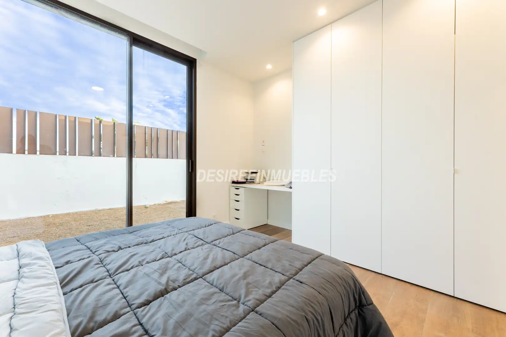 Habitación de Casa o chalet en venta en Godella con Aire acondicionado, Calefacción y Jardín privado