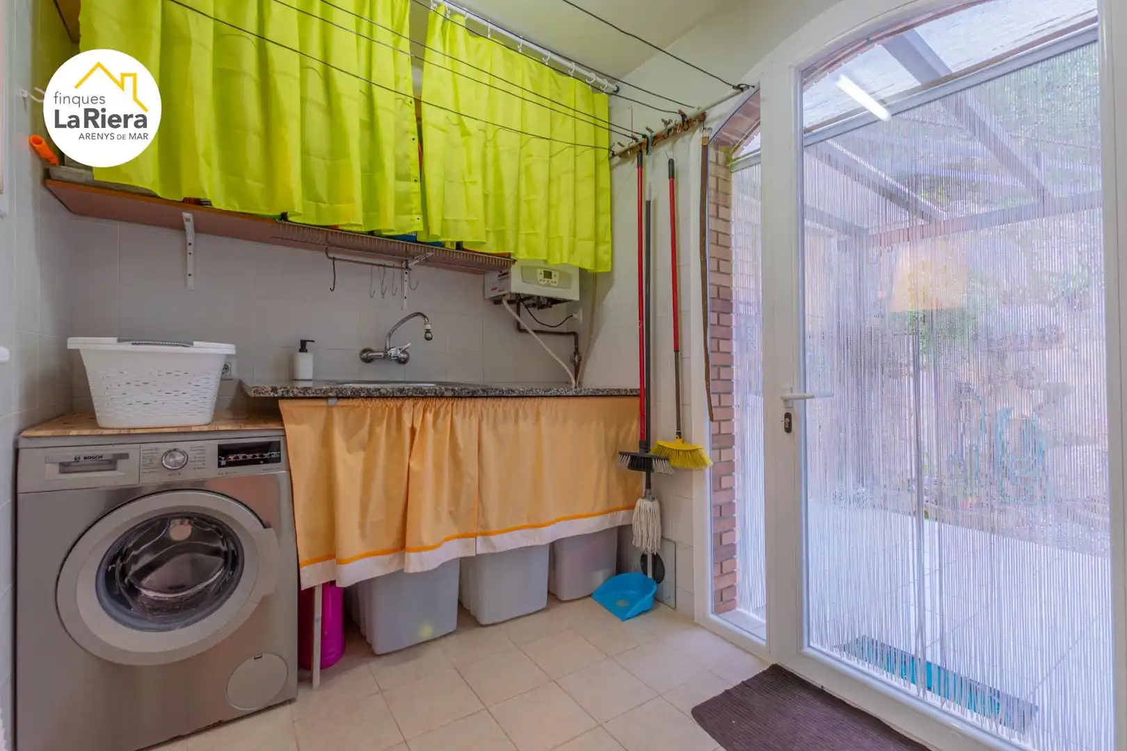 Kitchen of Houses for sale in Arenys de Munt