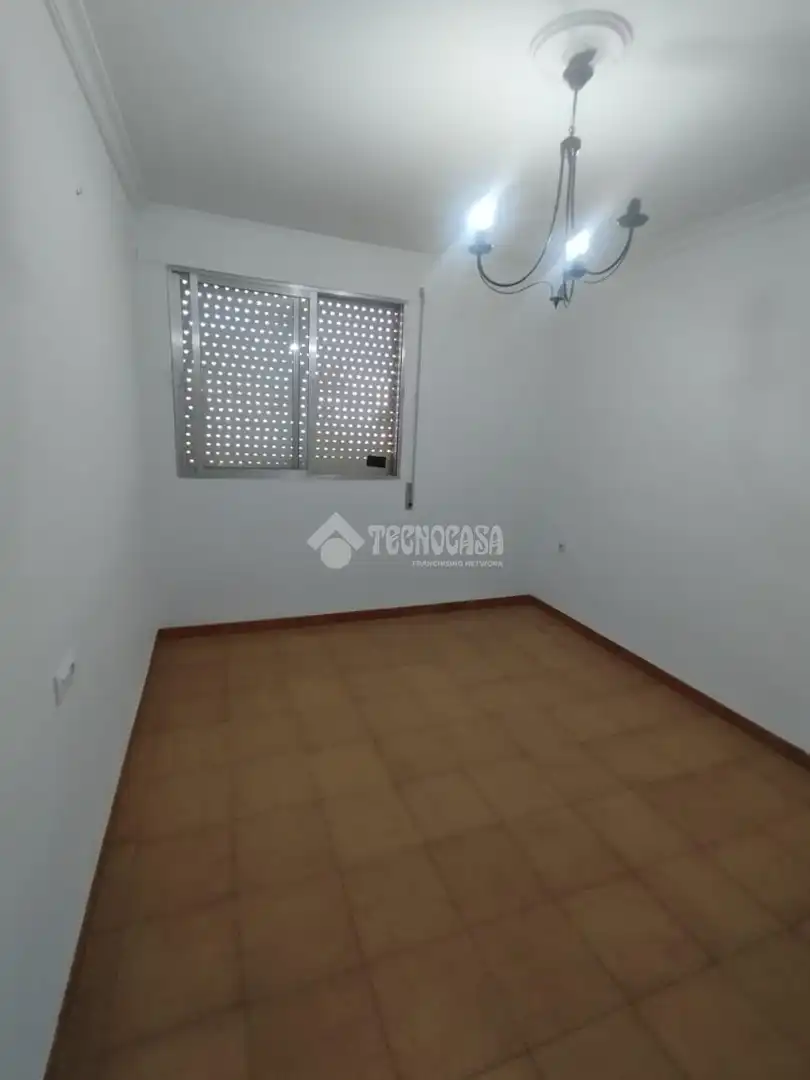 Dormitori de Pis en venda en Coria del Río