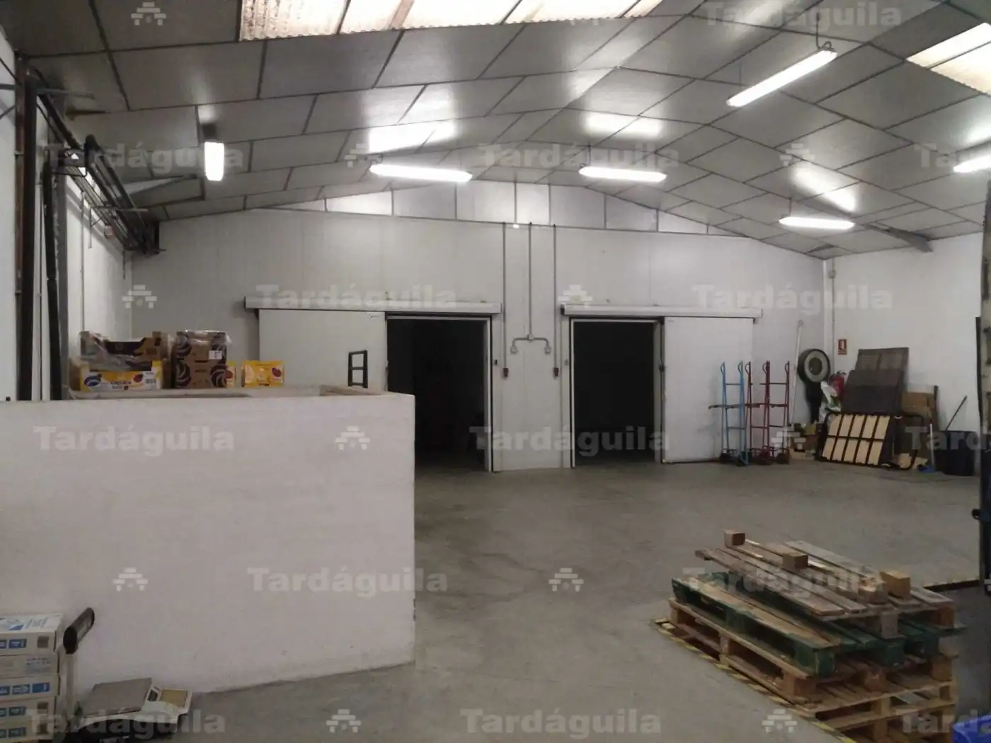Industrial building for sale in Villares de la Reina, imagen 16