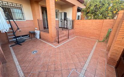 Terrace of House or chalet for sale in Dos Hermanas  with Air Conditioner, Furnished and Balcony